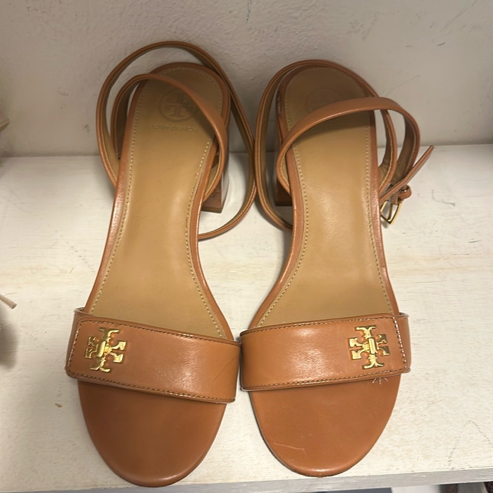 Tory burch leather sandal